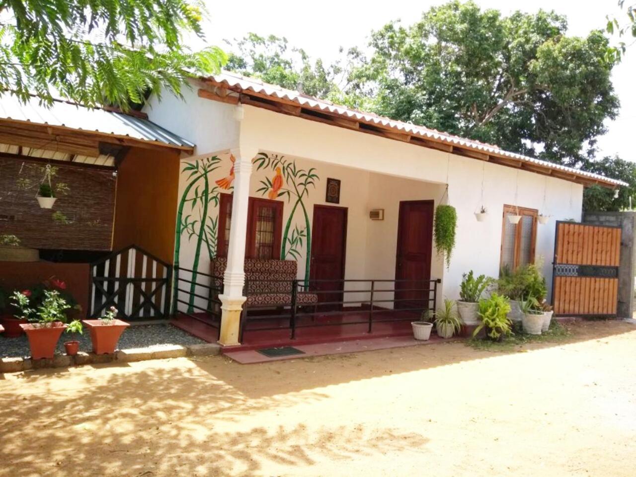 Pawansa Home Stay 哈伯勒内 外观 照片